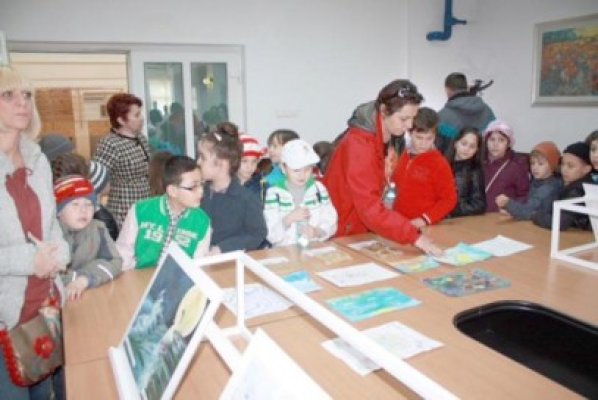Elevii de la Nicolae Tonitza au sărbătorit Ziua Mondială a Apei alături de RAJA